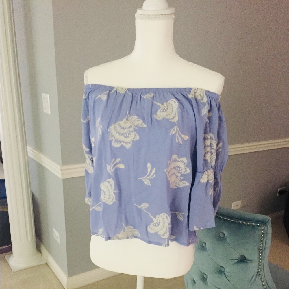 NWT Lush off the shoulder top in baby blue Size M